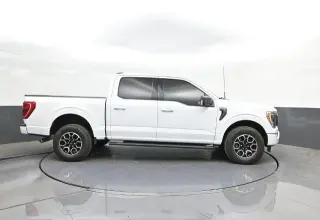 Ford F-150 2023 4x4 XLT 4 puertas SuperCrew 6.5 pies. SB