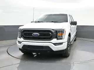 Ford F-150 2023 4x4 XLT 4 puertas SuperCrew 6.5 pies. SB