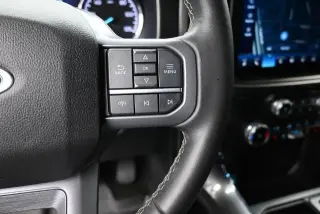 Ford F-150 2023 4x4 XLT 4 puertas SuperCrew 6.5 pies. SB