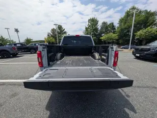 Ford F-150 2023 4x4 XLT 4 puertas SuperCrew 5.5 pies. SB