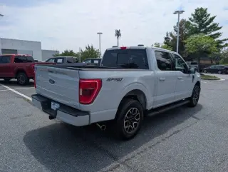 Ford F-150 2023 4x4 XLT 4 puertas SuperCrew 5.5 pies. SB