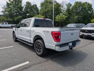 Ford F-150 2023 4x4 XLT 4 puertas SuperCrew 5.5 pies. SB