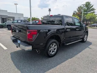 Ford F-150 2025 4x4 XLT 4 puertas SuperCrew 5.5 pies SB