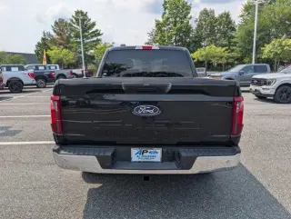 Ford F-150 2025 4x4 XLT 4 puertas SuperCrew 5.5 pies SB