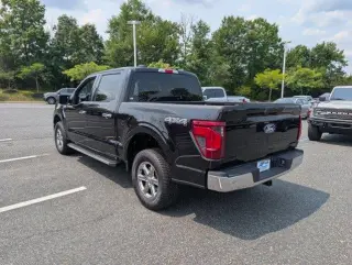 Ford F-150 2025 4x4 XLT 4 puertas SuperCrew 5.5 pies SB