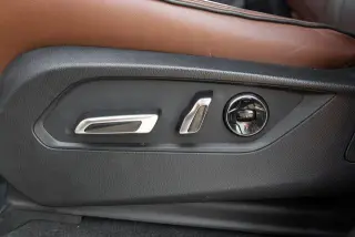 Acura MDX 2023 SH-AWD 4p SUV con Paquete de Avanzamiento