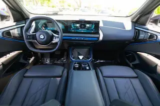 BMW X3 2025 tracción en todas las ruedas 30 xDrive vehículo deportivo de actividad 4 puertas