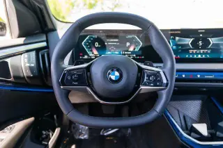 BMW X3 2025 tracción en todas las ruedas 30 xDrive vehículo deportivo de actividad 4 puertas