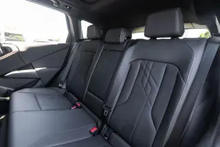 BMW X3 2025 tracción en todas las ruedas 30 xDrive vehículo deportivo de actividad 4 puertas