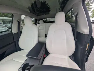 Tesla Model Y 2022 AWD Performance 4p Crossover