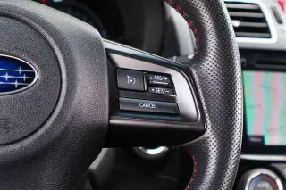 Subaru WRX 2019 AWD STI Limited 4p Sedan con spoiler de perfil bajo