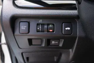 Subaru WRX 2019 AWD STI Limited 4p Sedan con spoiler de perfil bajo