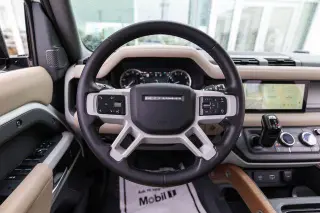 Land Rover Defender 2023 AWD 110 SE SUV 4p.