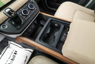 Land Rover Defender 2023 AWD 110 SE SUV 4p.