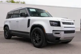 Land Rover Defender 2023 AWD 110 SE SUV 4p.