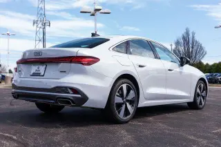 Audi Nuevo A5 2025 AWD quattro Premium Plus TFSI Sedán 4p (lanzamiento a mediados de año)