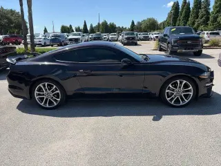 Ford Mustang 2022 EcoBoost Premium 2 puertas Fastback