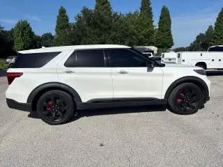 Ford Explorer 2022 ST 4 puertas SUV