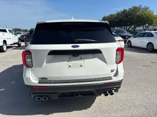 Ford Explorer 2022 ST 4 puertas SUV