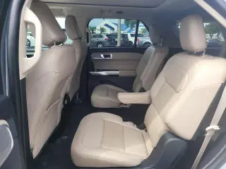 Ford Explorer Híbrido 2022 AWD Limited 4 puertas SUV