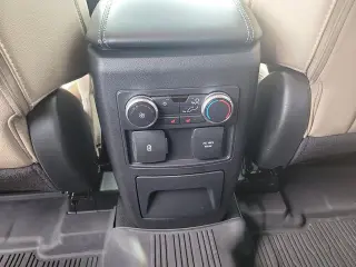 Ford Explorer Híbrido 2022 AWD Limited 4 puertas SUV