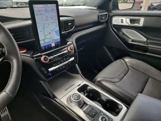 Ford Explorer 2023 AWD ST 4 puertas SUV