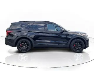 Ford Explorer 2023 AWD ST 4 puertas SUV