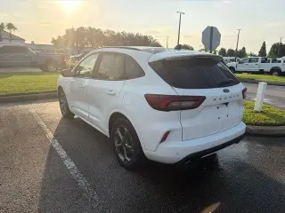 Ford Escape 2024 ST-Line 4 puertas SUV