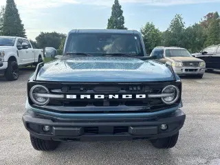 Ford Bronco 2022 4x4 Outer Banks 4 puertas SUV