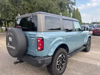 Ford Bronco 2022 4x4 Outer Banks 4 puertas SUV