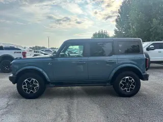 Ford Bronco 2022 4x4 Outer Banks 4 puertas SUV