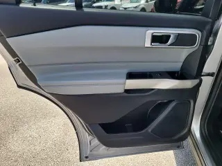 Ford Explorer 2022 XLT 4 puertas SUV
