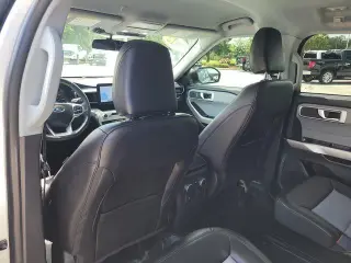 Ford Explorer 2022 XLT 4 puertas SUV