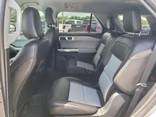 Ford Explorer 2022 XLT 4 puertas SUV