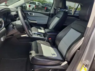 Ford Explorer 2022 XLT 4 puertas SUV