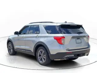 Ford Explorer 2022 XLT 4 puertas SUV