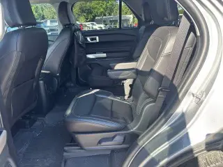 Ford Explorer 2023 XLT 4 puertas SUV
