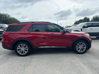 Ford Explorer 2024 XLT 4 puertas SUV