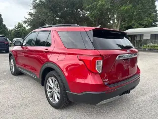 Ford Explorer 2024 XLT 4 puertas SUV