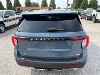 Ford Explorer 2025 AWD Active 4 puertas SUV