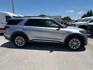 Ford Explorer 2025 AWD Active 4 puertas SUV