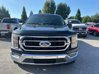 Ford F-150 2023 4x2 XLT 4 puertas SuperCrew 5.5 ft. SB