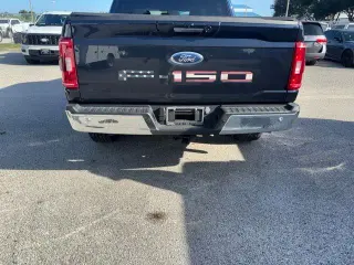 Ford F-150 2023 4x2 XLT 4 puertas SuperCrew 5.5 ft. SB