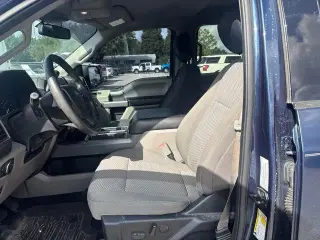 Ford F-150 2020 4x4 XLT Cabina Super Crew 4 puertas 5.5 pies. SB