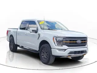 Ford F-150 2023 4x4 Tremor 4 puertas SuperCrew 5.5 pies. SB