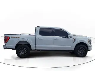 Ford F-150 2023 4x4 Tremor 4 puertas SuperCrew 5.5 pies. SB