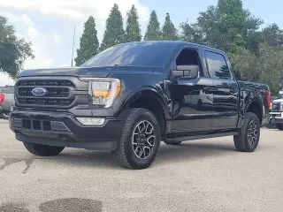 Ford F-150 2023 4x4 XLT Cabina Super Crew 4 puertas 5.5 ft. SB