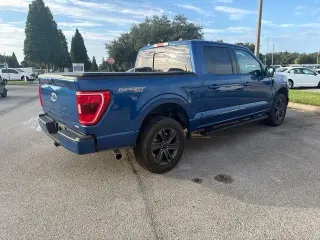 Ford F-150 2023 4x4 XLT Cabina doble 4 puertas 5.5 pies. Caja corta