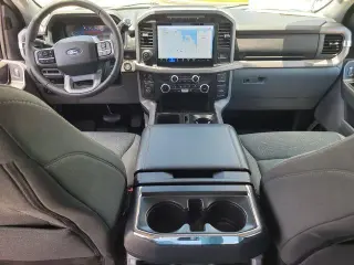 Ford F-150 2024 4x4 XLT 4 puertas SuperCrew 5.5 pies. SB