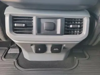 Ford F-150 2024 4x4 XLT 4 puertas SuperCrew 5.5 pies. SB